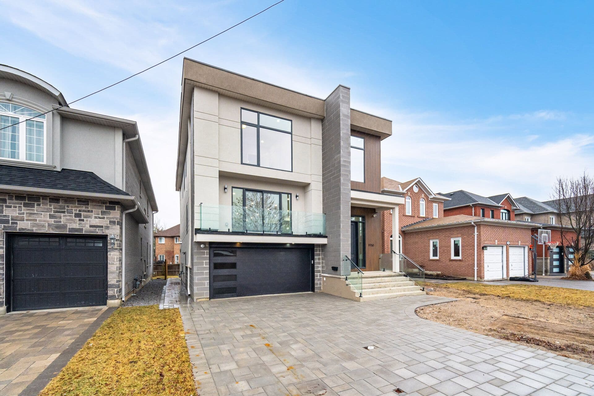 Secondary listing photo of 6 bedroom Detached house in Pickering at 1950 Rosebank Road.